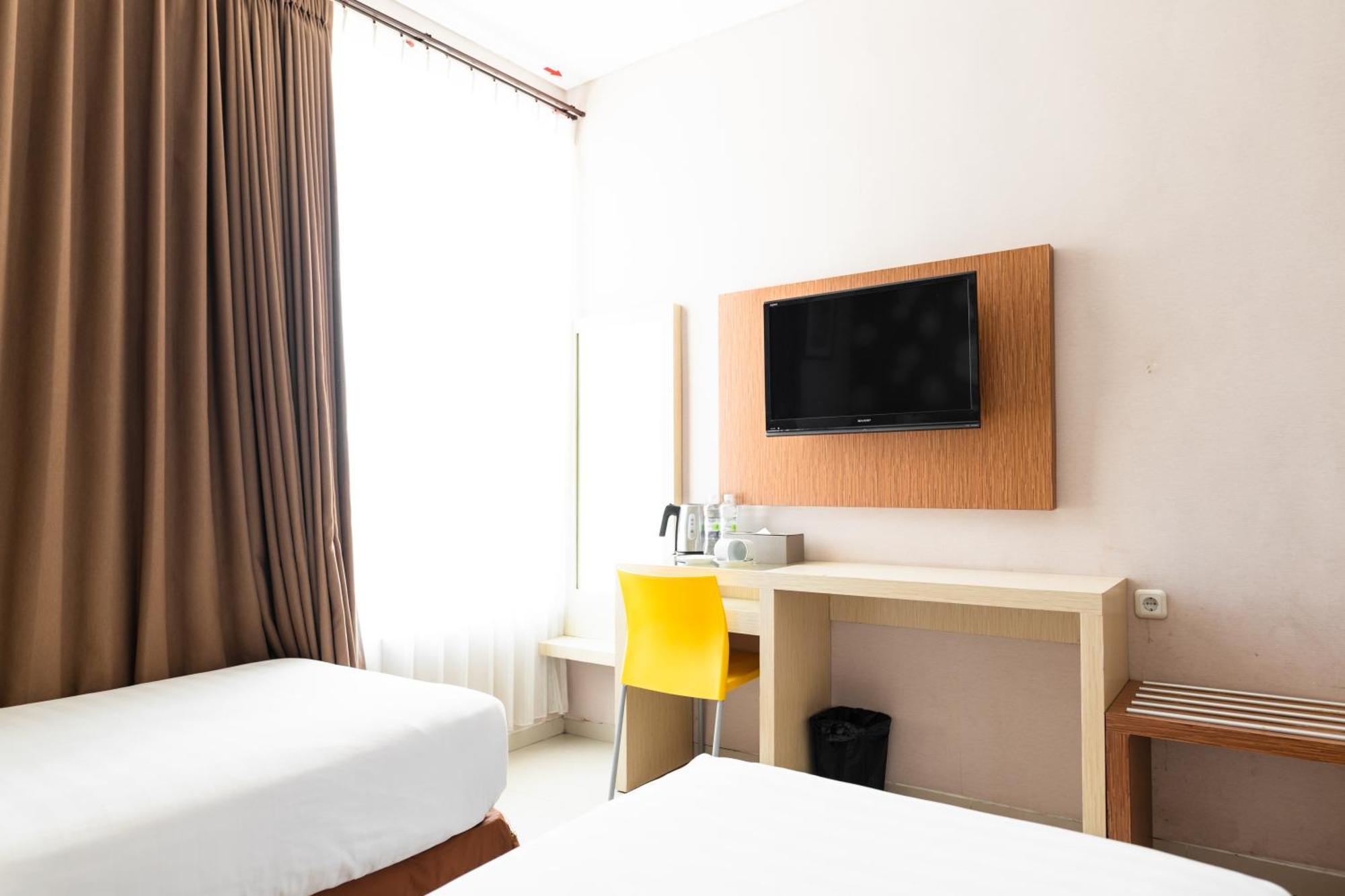 Neo Cempaka Hill Hotel Jember Luaran gambar